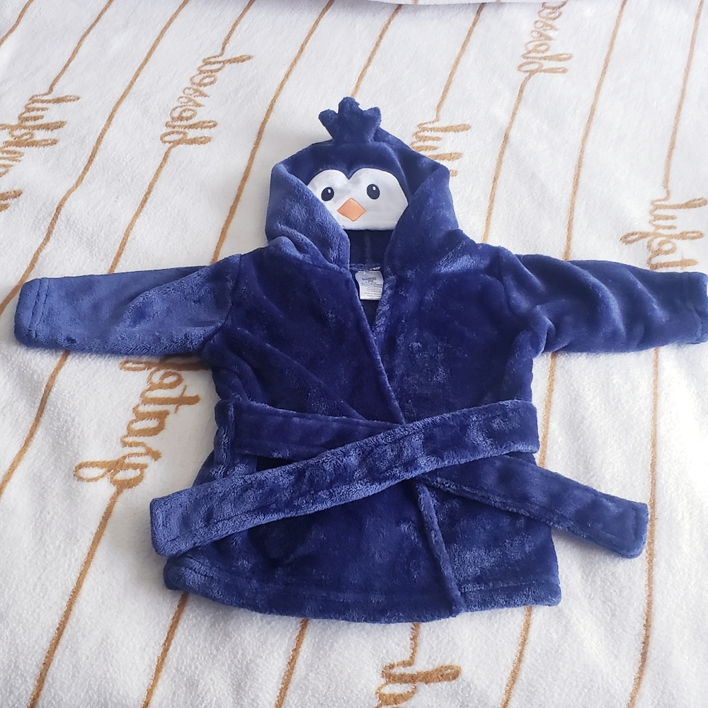 Cute Luvable Friends Penguin Baby Robe. EUC